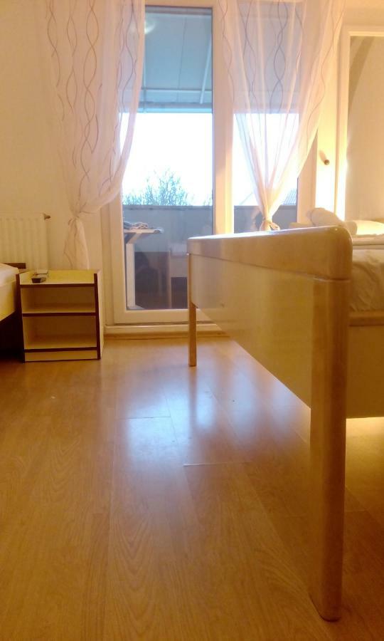 וודיצה Apartments Meri מראה חיצוני תמונה