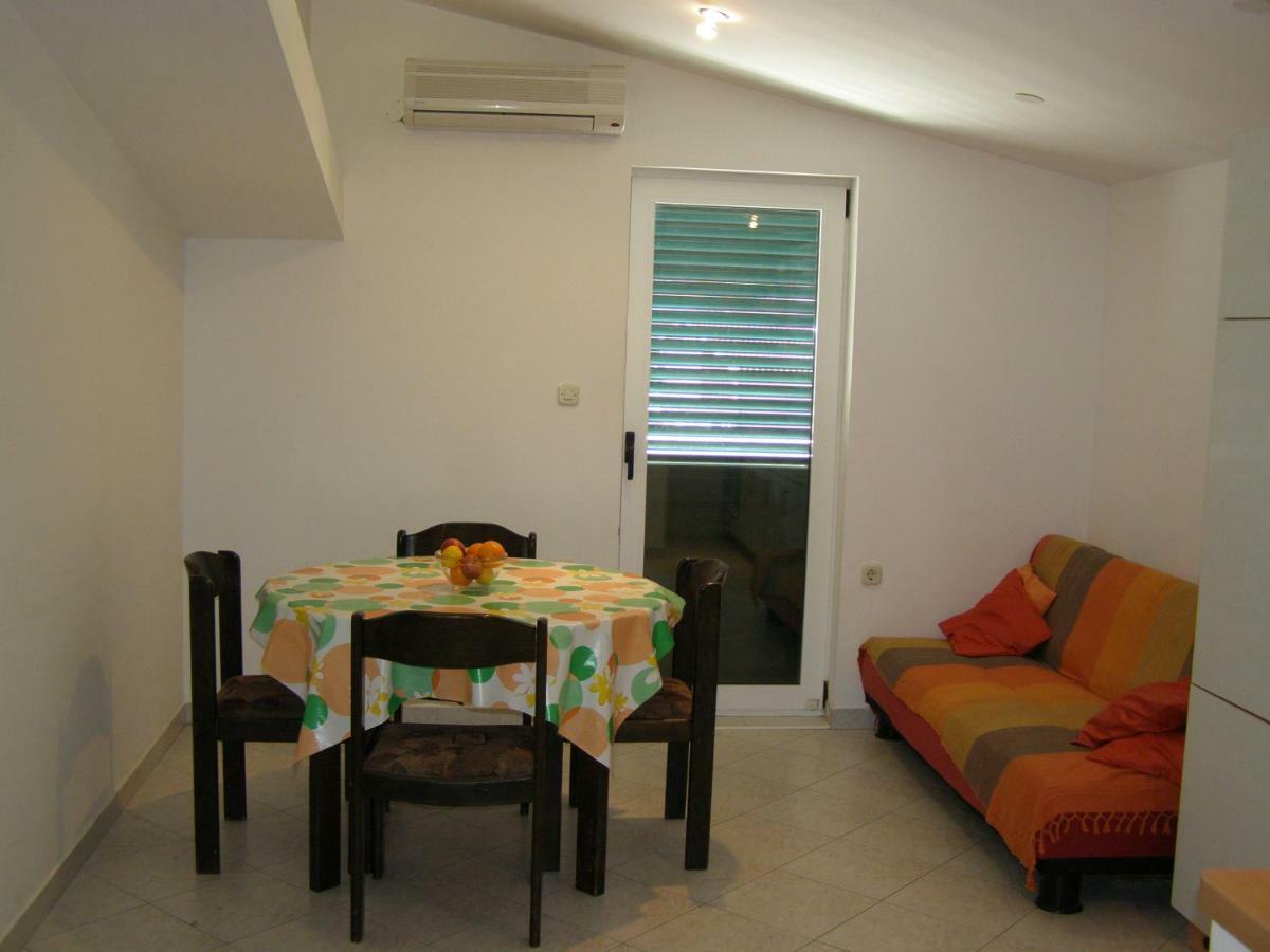 וודיצה Apartments Meri מראה חיצוני תמונה