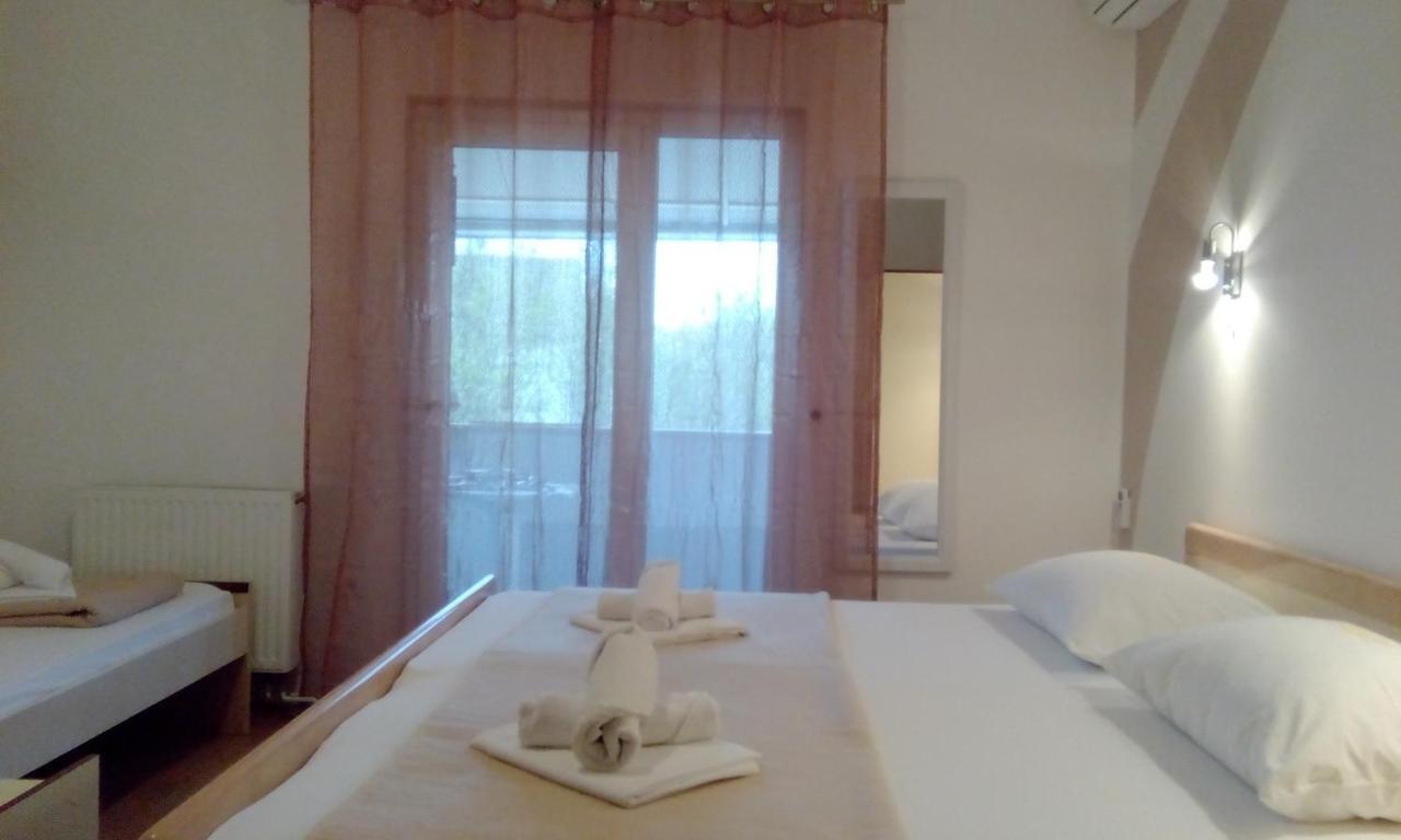 וודיצה Apartments Meri מראה חיצוני תמונה